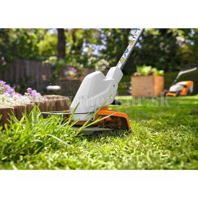 STIHL FSA 30 SET AKU vyžínač + 1x AKU AS2 + nabíjačka AL1