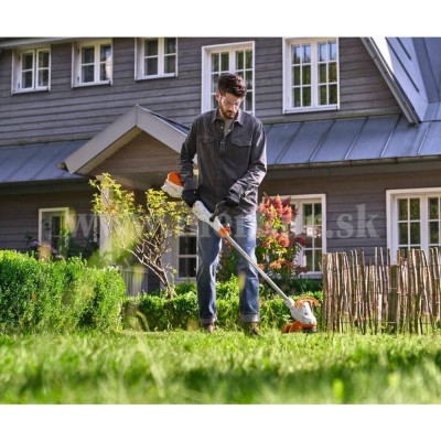 STIHL FSA 50 SET akumulátorový vyžínač (2x aku + nabíjačka)