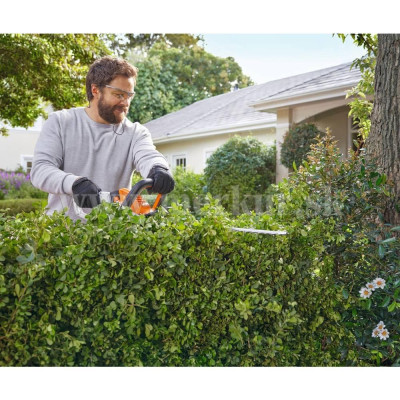 STIHL HSA 30 SET akumulátorový plotostrih (1x aku AS2 + nabíjačka AL1)