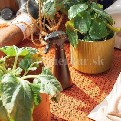 FISKARS postrekovač ručný Solid 0,3L 1071306