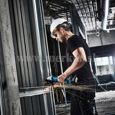 MAKITA DGA518ZJU brúska uhlová bez batérií a nabíjačky