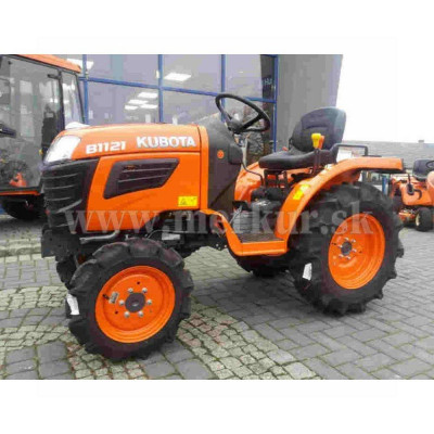 KUBOTA B1121 traktor poľnohospodársky