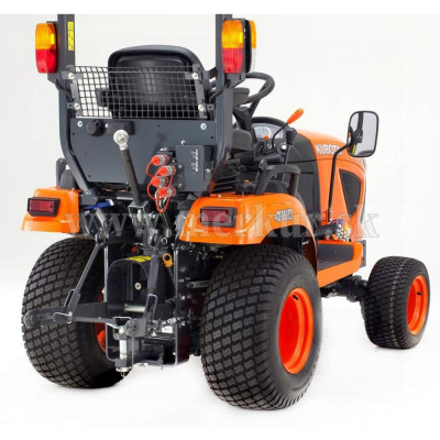 KUBOTA BX261 D ROPS  traktor komunalny