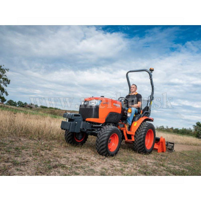 KUBOTA B2201 traktor poľnohospodársky
