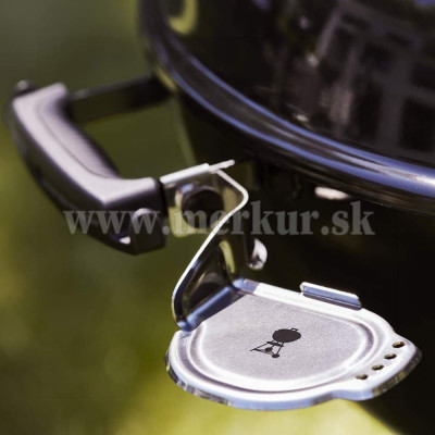 WEBER gril na drevené uhlie Master-Touch GBS E-5750 57 cm